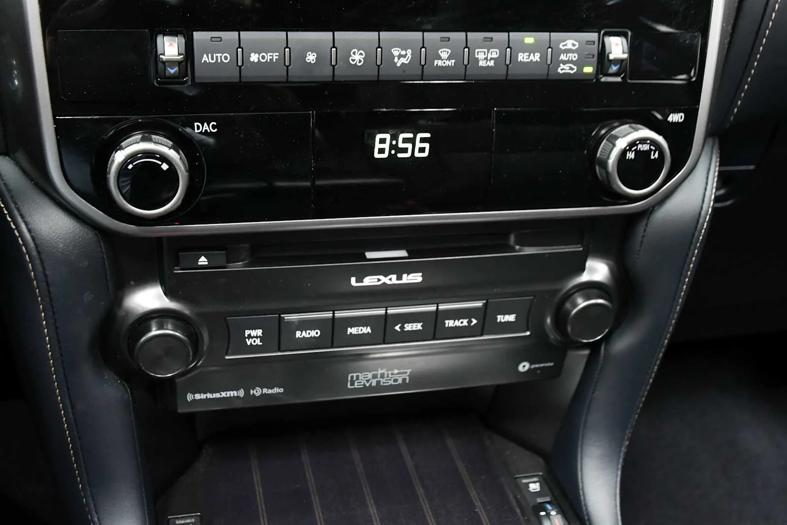 2023 Lexus GX PREMIUM - Photo 22