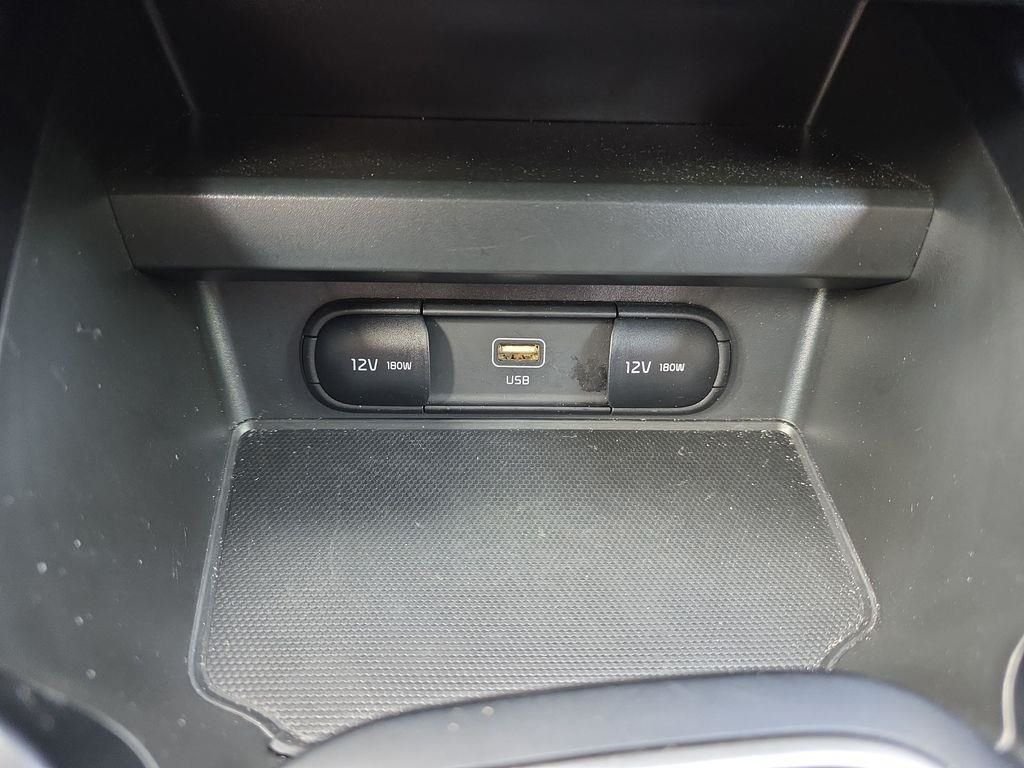 2025 Kia Soul LX - Photo 28