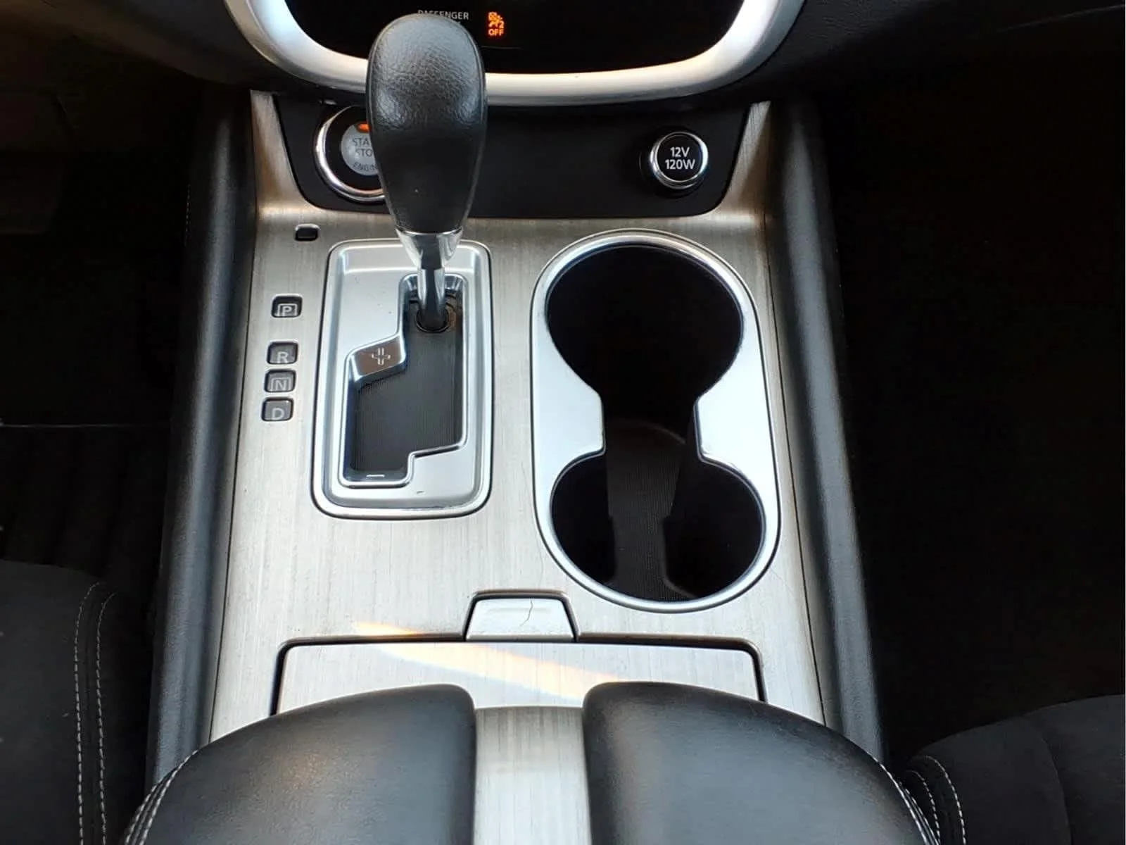Used 2017 Pearl White Nissan S image 25