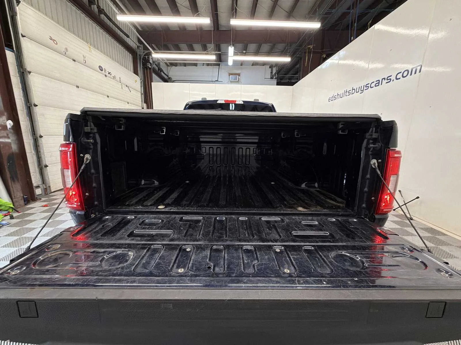 Used 2022 Antimatter Blue Metallic Ford XLT image 20