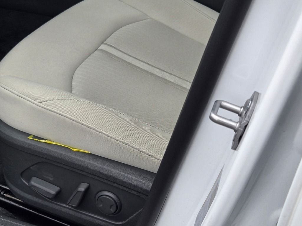 Certified Used 2026 White Hyundai SEL Sport image 19