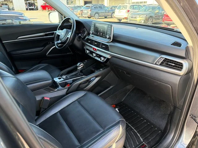 Used 2020 Gray Kia S image 25