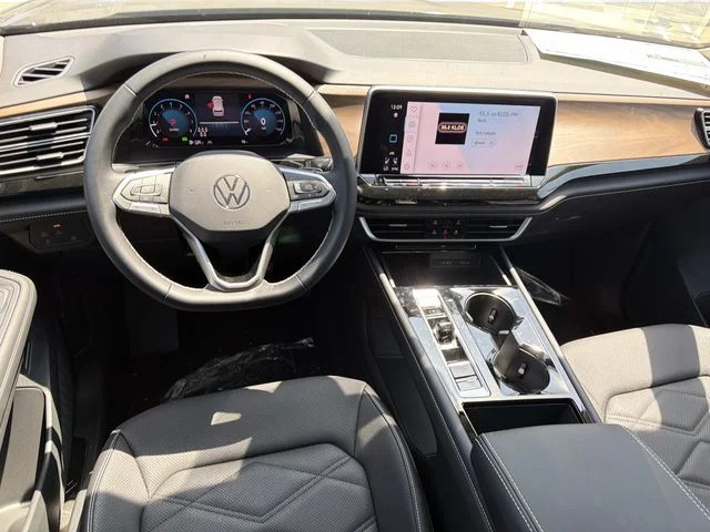 2026 Volkswagen Atlas SE w/Tech - Photo 7