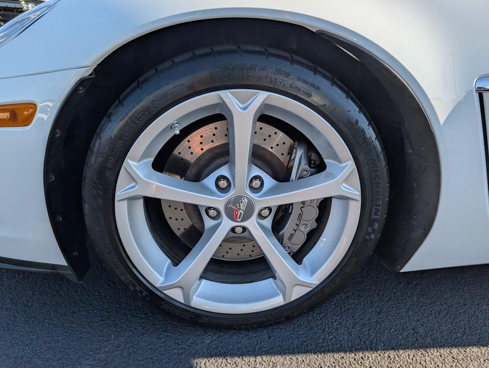 Used 2013 ARCTIC WHITE Chevrolet Grand Sport 4LT image 13