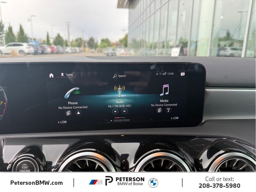 Used 2022  Mercedes-Benz A 220 image 25