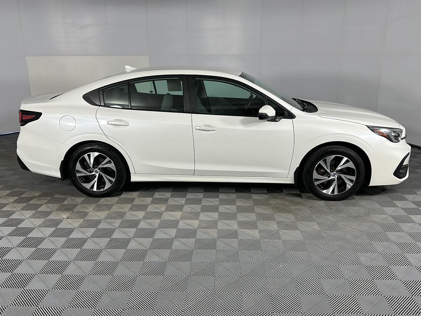 Used 2024 Crystal White Pearl Subaru Premium image 4