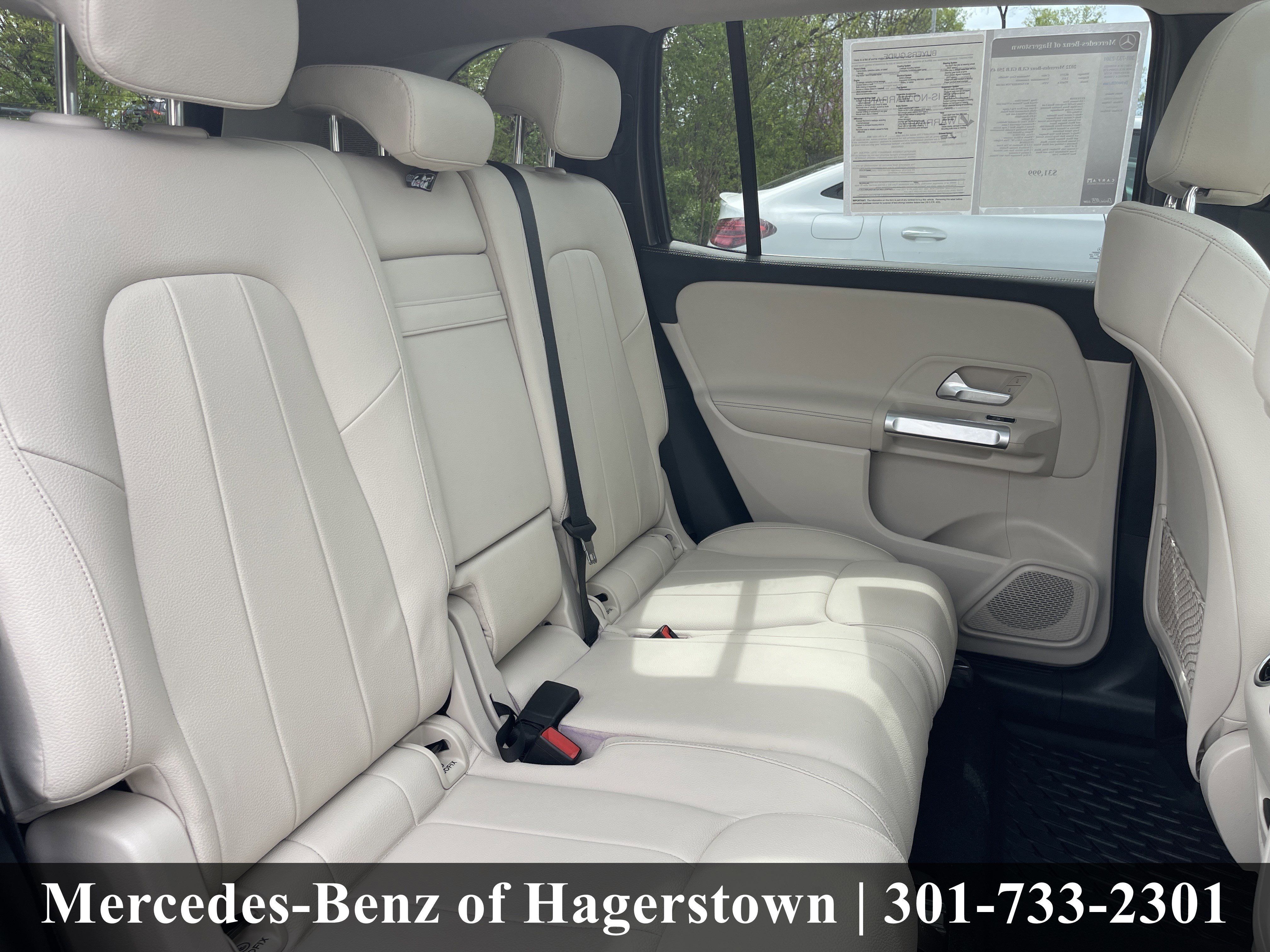 Certified Used 2022 Mountain Grey Metallic Mercedes-Benz GLB 250 4MATIC® SUV image 25