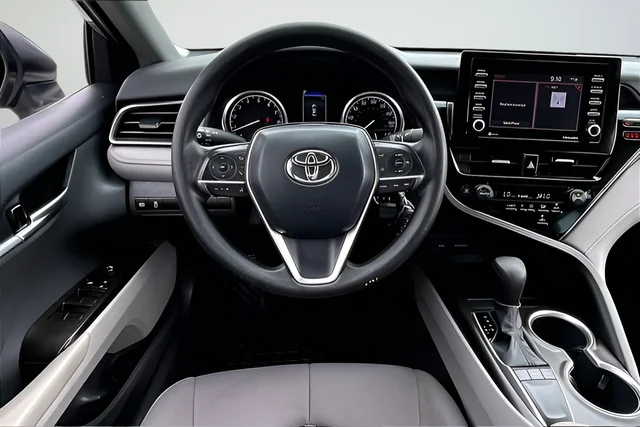 Used 2023 Silver Toyota LE image 8