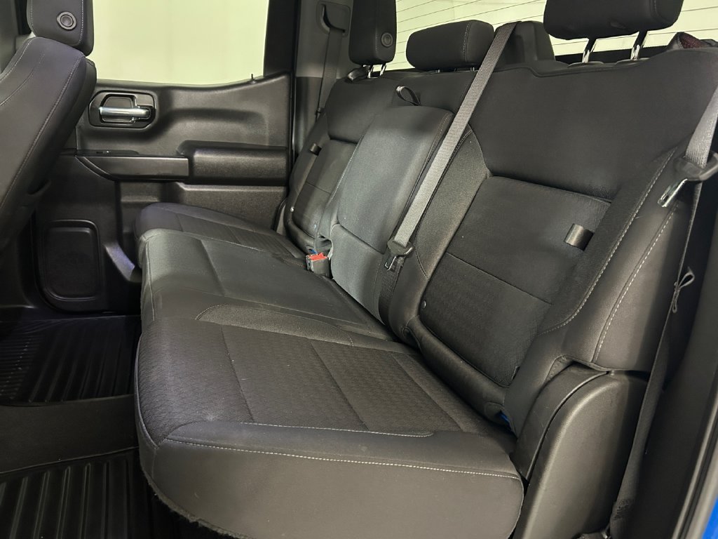 Used 2023 Blue Chevrolet Custom image 17