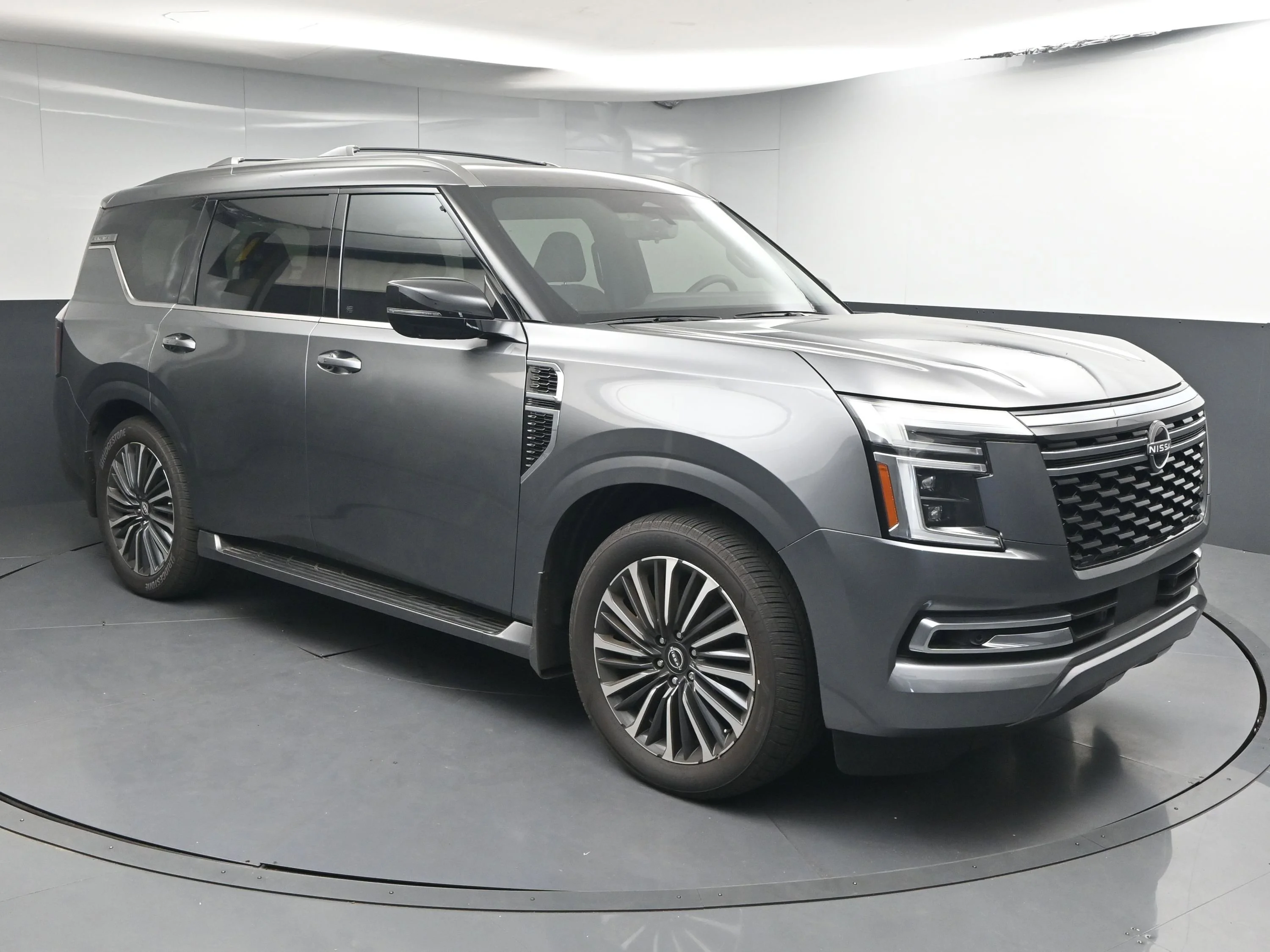 2025 Nissan Armada Platinum Reserve 4X4's photo