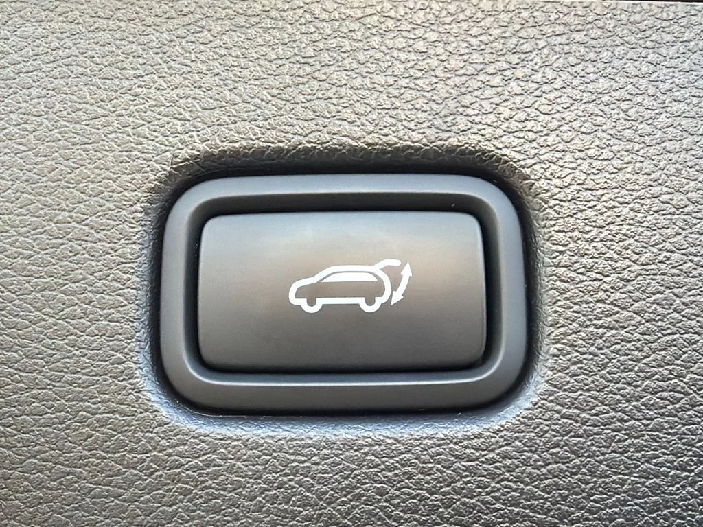 Used 2024 Red Hyundai Calligraphy image 19