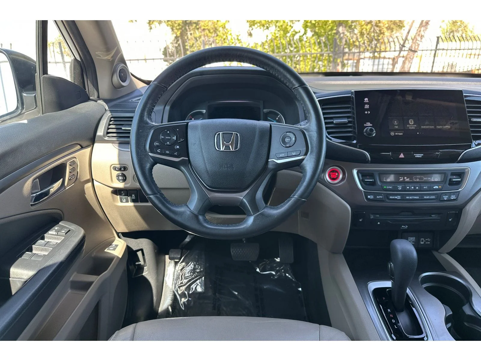 Used 2019 White Diamond Pearl Honda EX-L w/Navi & RES image 13