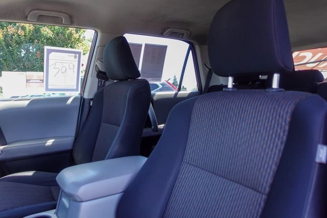 Used 2013 Red Toyota SR5 image 24