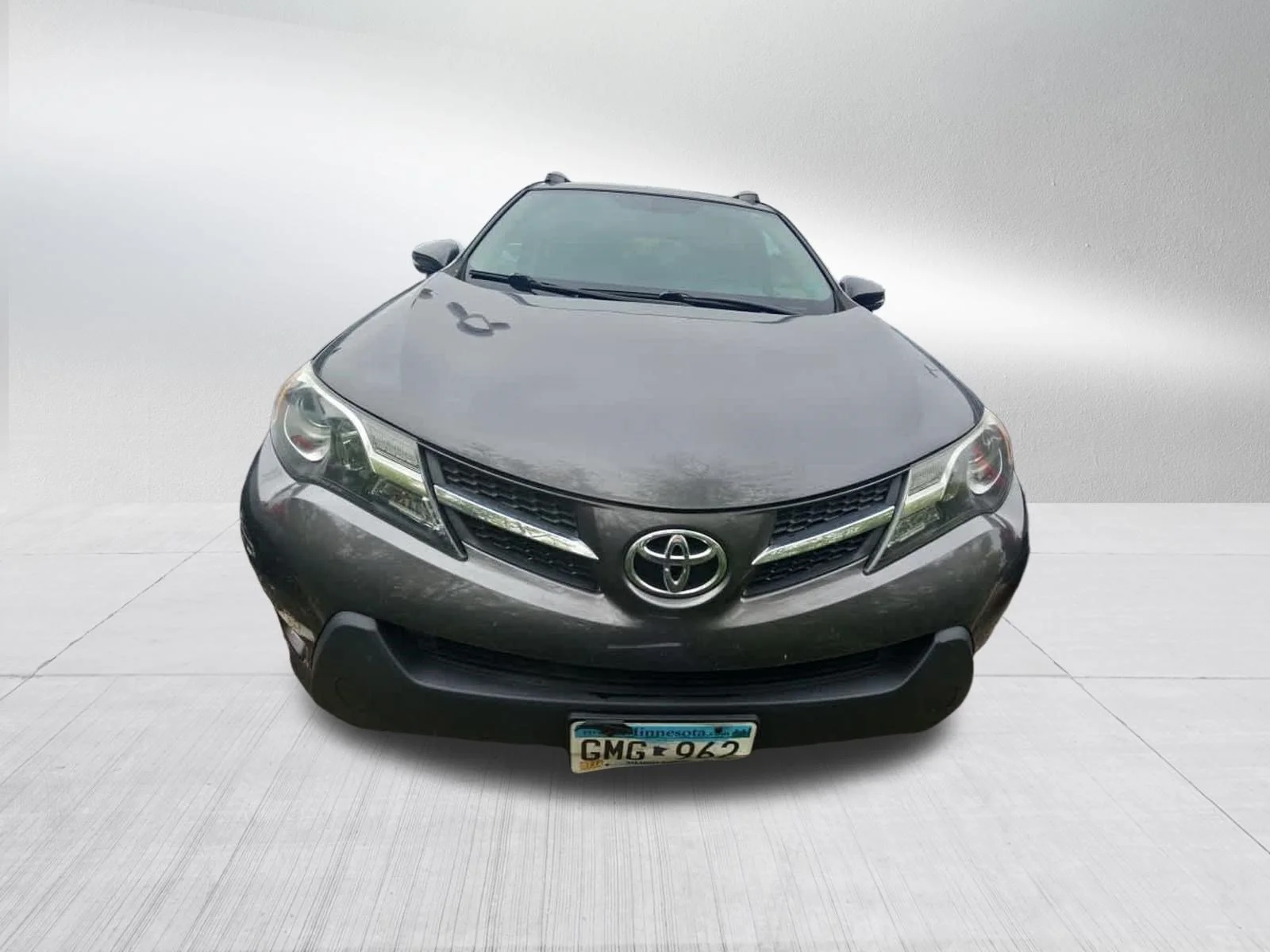 Used 2014 Toyota RAV4 XLE with VIN 2T3WFREV1EW081014 for sale in Hopkins, MN