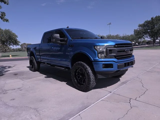 Used 2020 Blue Ford XLT image 1