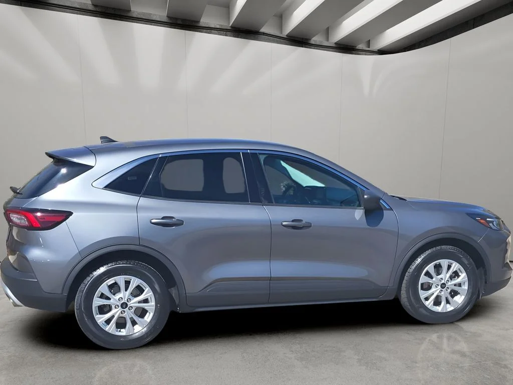 Used 2024 Carbonized Gray Metallic Ford Active image 4