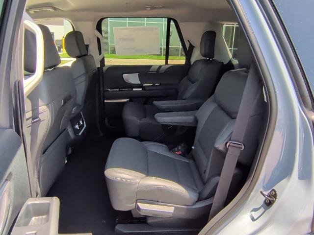New 2027 Glacier Gray Metallic Tri-Coat Ford Active image 84