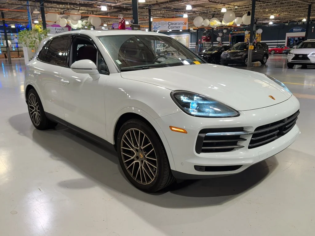 2023 Porsche Cayenne Platinum Edition