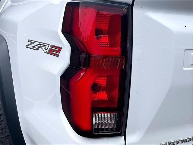 Used 2024 Summit White Chevrolet ZR2 image 26