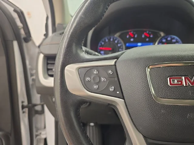 Used 2020 Summit White GMC SLT image 34