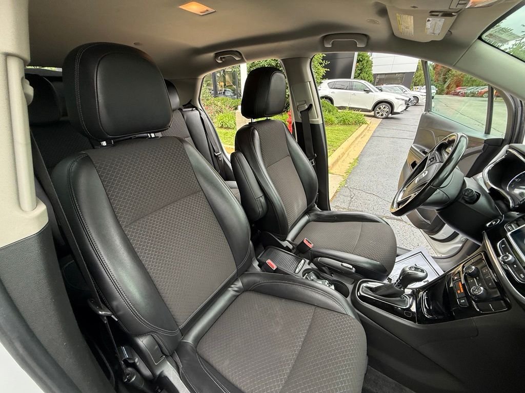Used 2020 White Buick Preferred image 30