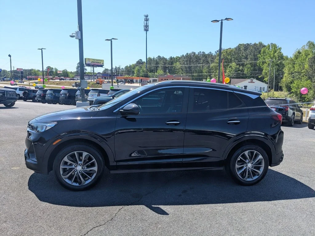 Used 2021 Dark Moon Blue Metallic Buick Preferred image 8