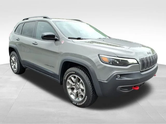 Used 2022 Gray Jeep Trailhawk image 12