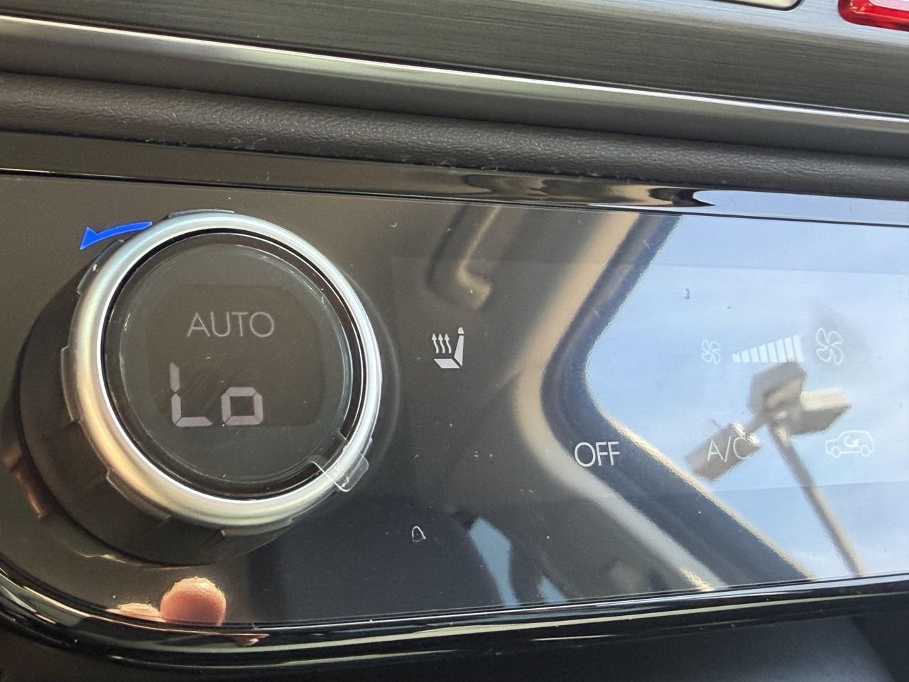 New 2026 Titan Green Hyundai SEL AWD image 39