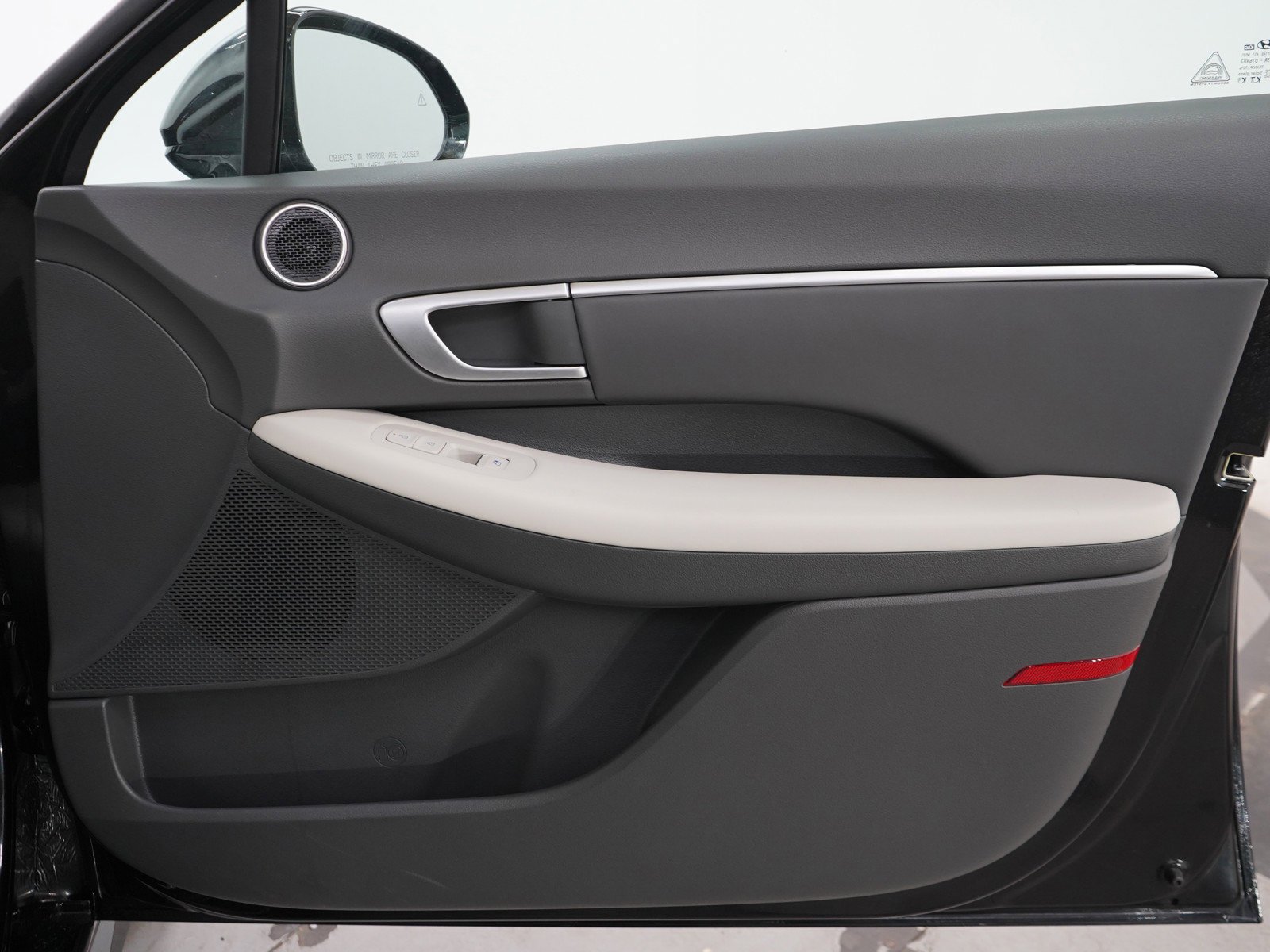2025 Hyundai Sonata Hybrid SEL - Photo 9