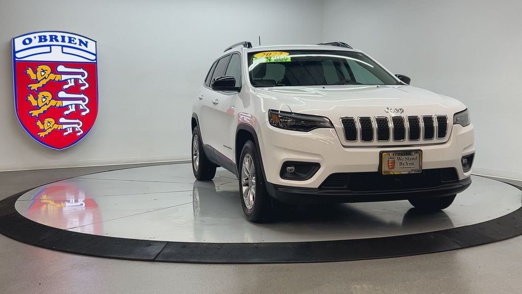 Used 2022 Jeep Cherokee Latitude Lux with VIN 1C4PJMMX9ND512690 for sale in Normal, IL