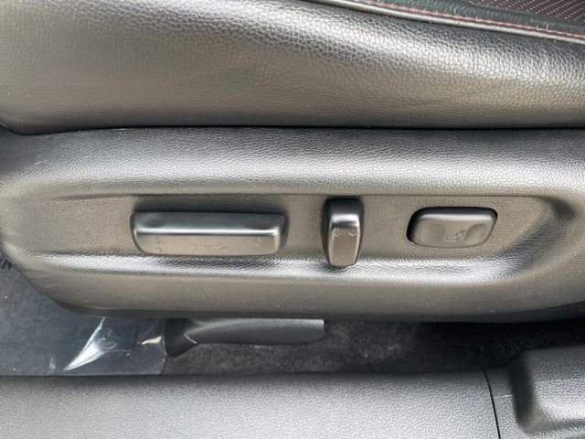 Used 2025 White Honda Black Edition image 28