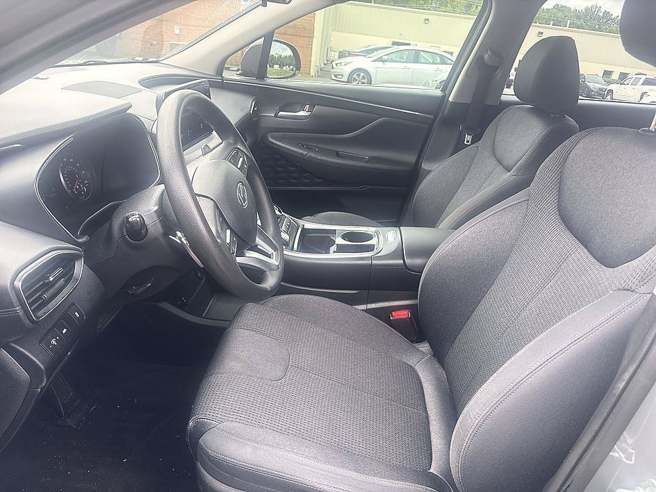 Used 2022 Hampton Gray Hyundai SEL image 13