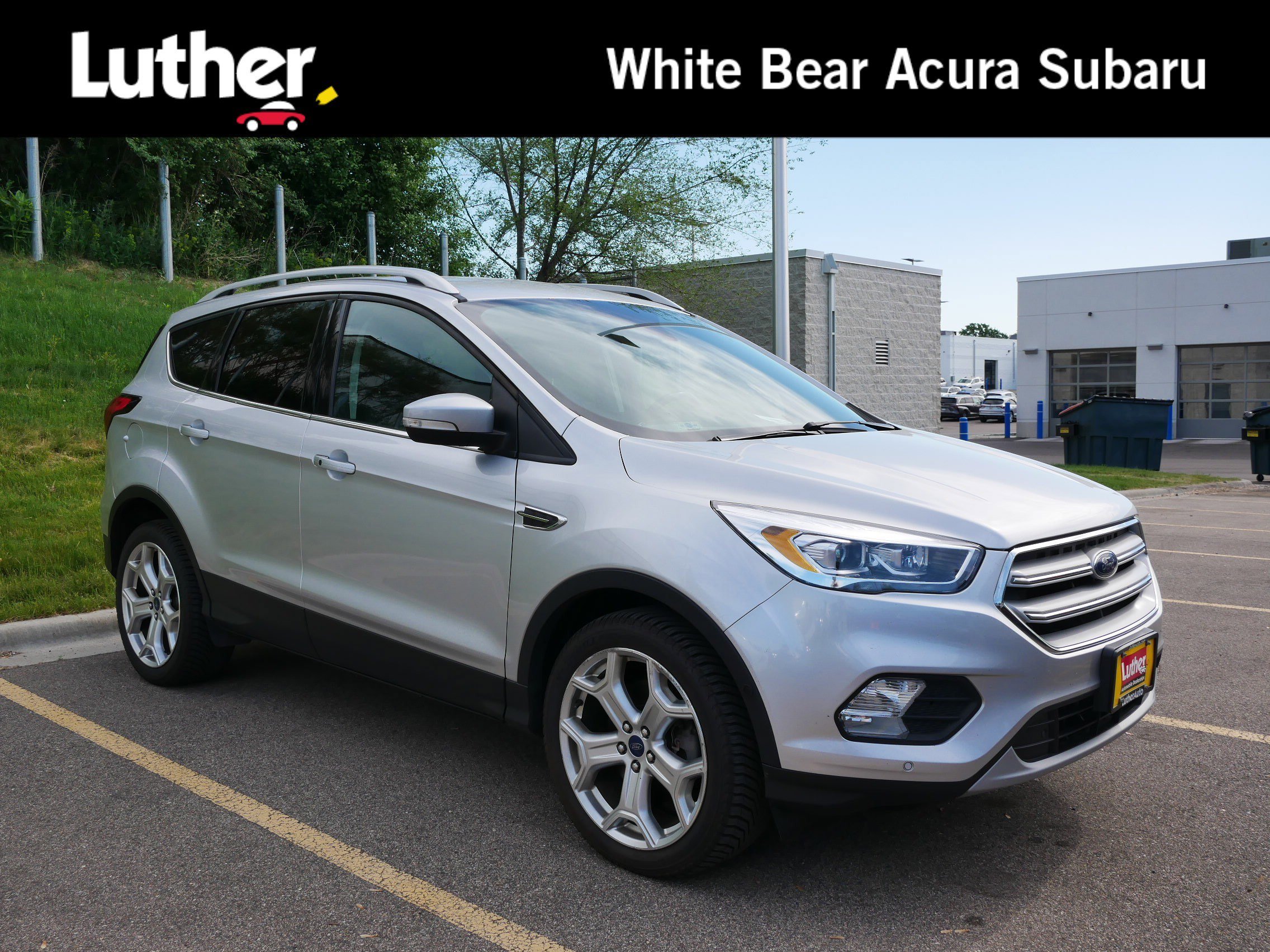 2019 Ford Escape Titanium 4WD's photo