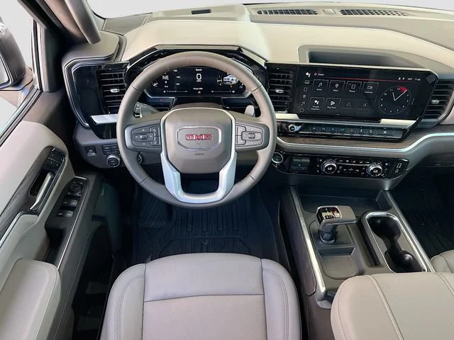 2026 GMC Sierra 1500 SLT - Photo 16