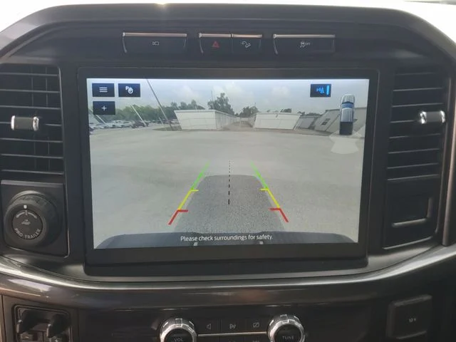 Used 2023 Gray Ford XLT image 29