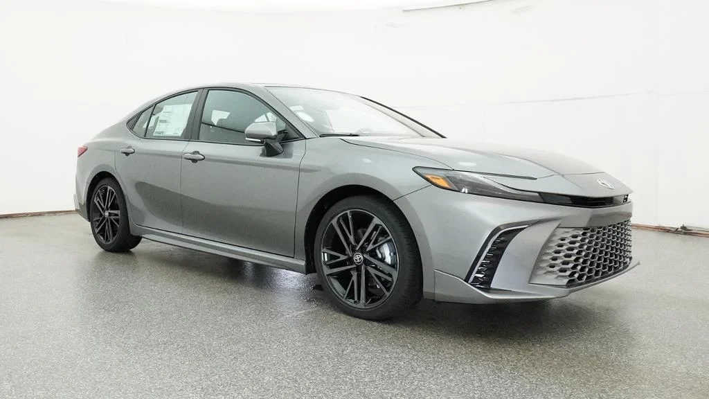 New 2026 Heavy Metal Toyota XSE image 9