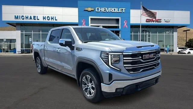 2025 GMC Sierra 4WD Crew Cab Short Box SLT's photo