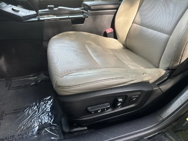 Used 2014 Black Lexus 350 image 25
