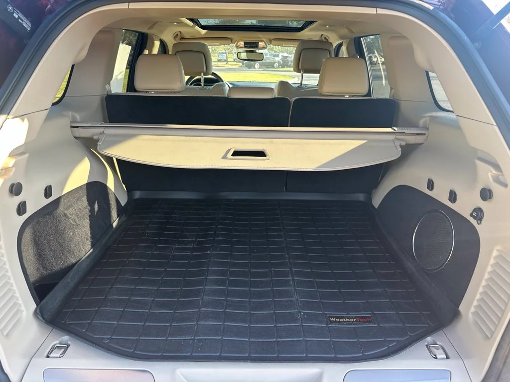 Used 2017 Velvet Jeep Limited image 21