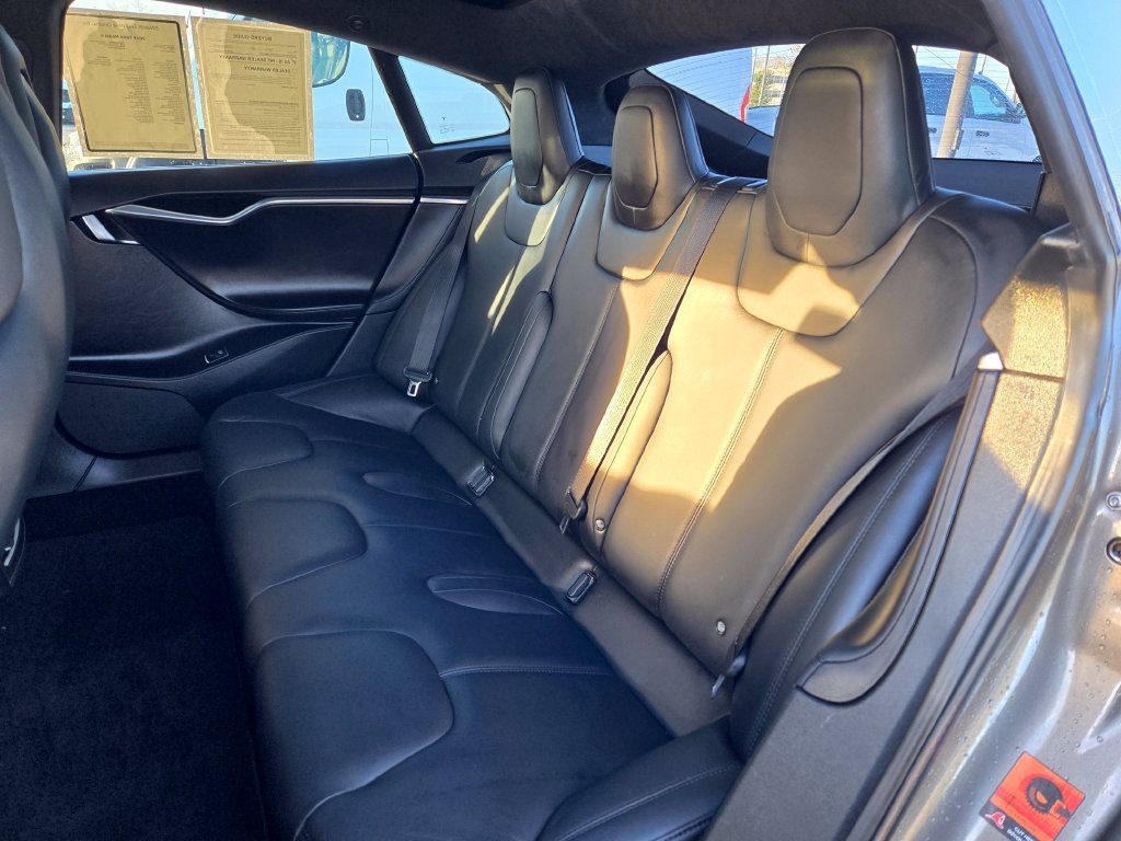 Used 2016 Gold Tesla 90D image 26