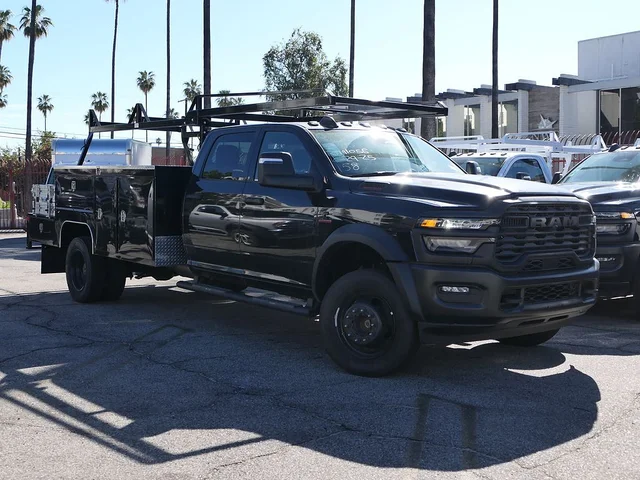 2026 RAM 5500 Chassis Tradesman/Big Horn