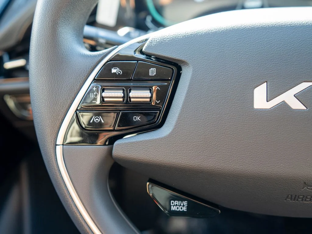 New 2026 Interstellar Gray Kia LX image 19