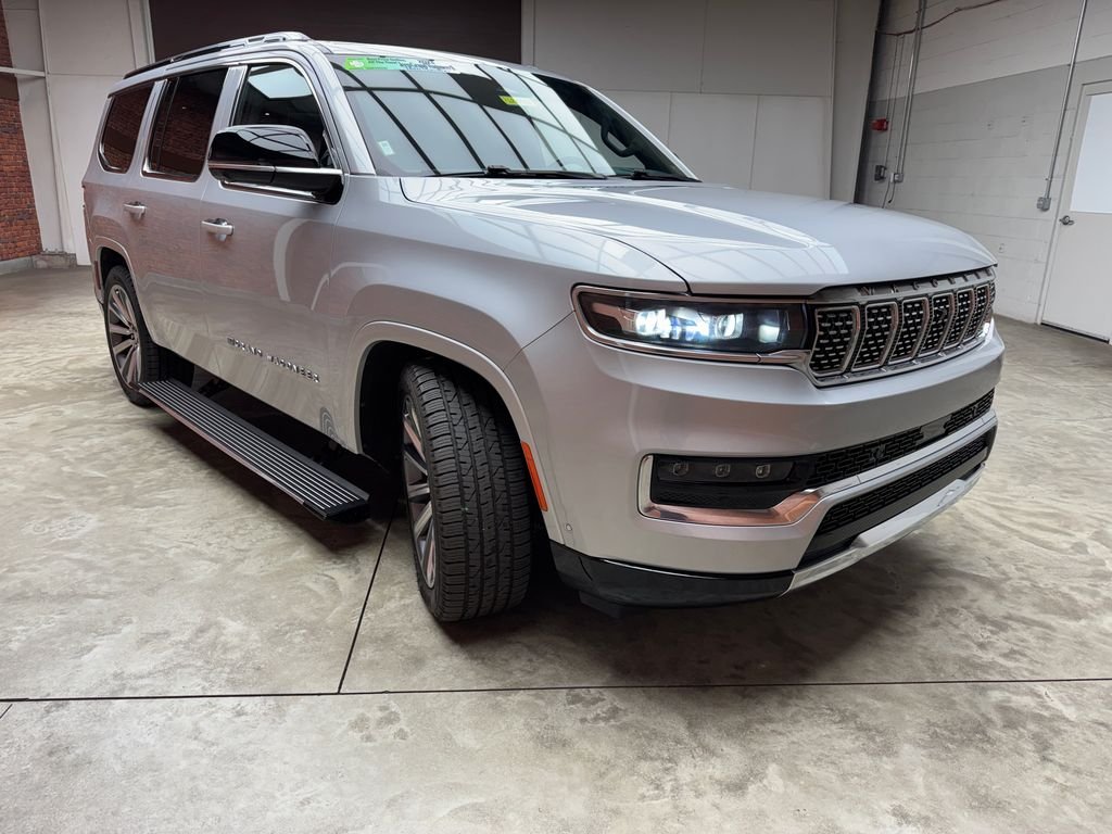Used 2023 Silver Jeep Series II image 7