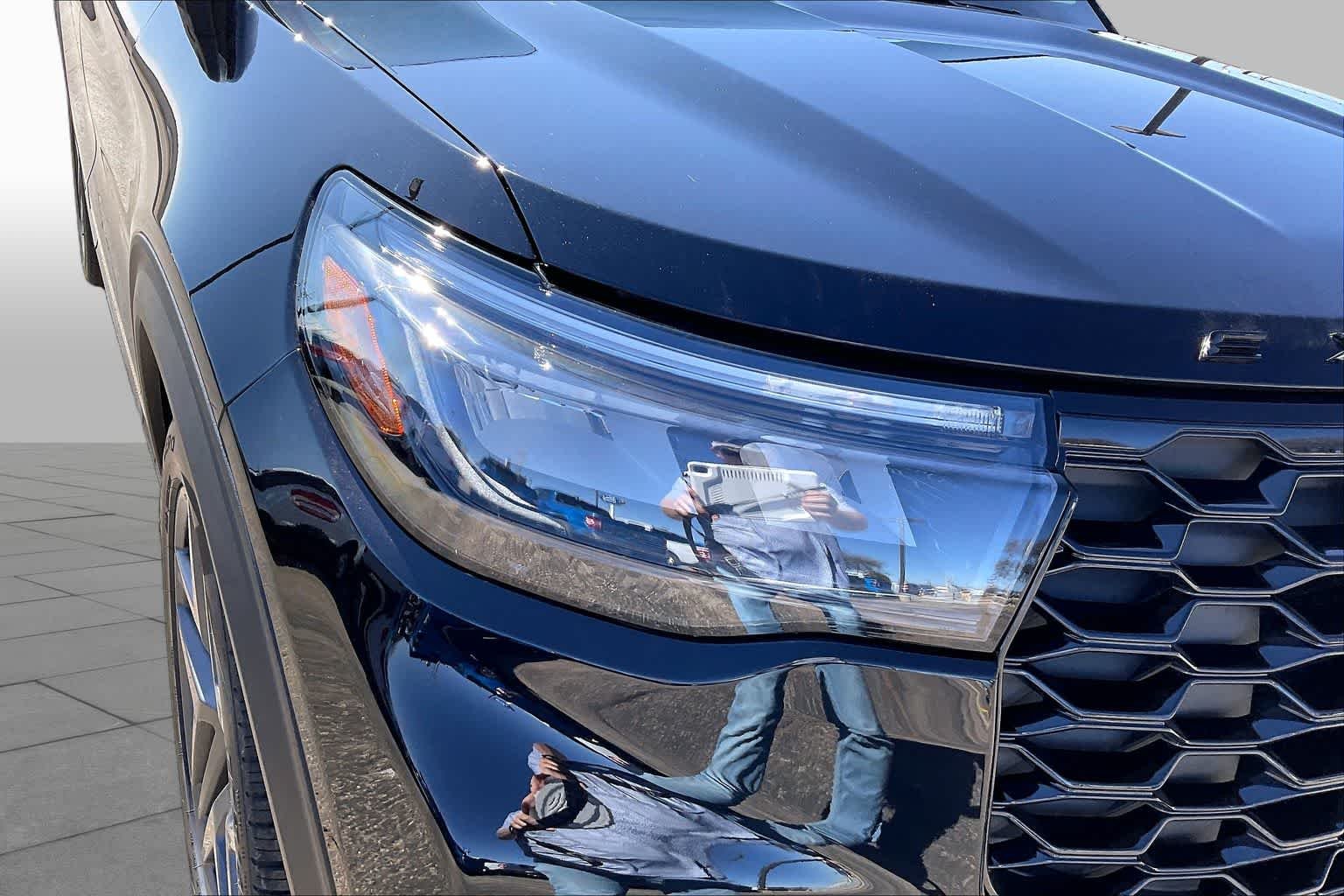 New 2026 Agate Black Metallic Ford ST image 13