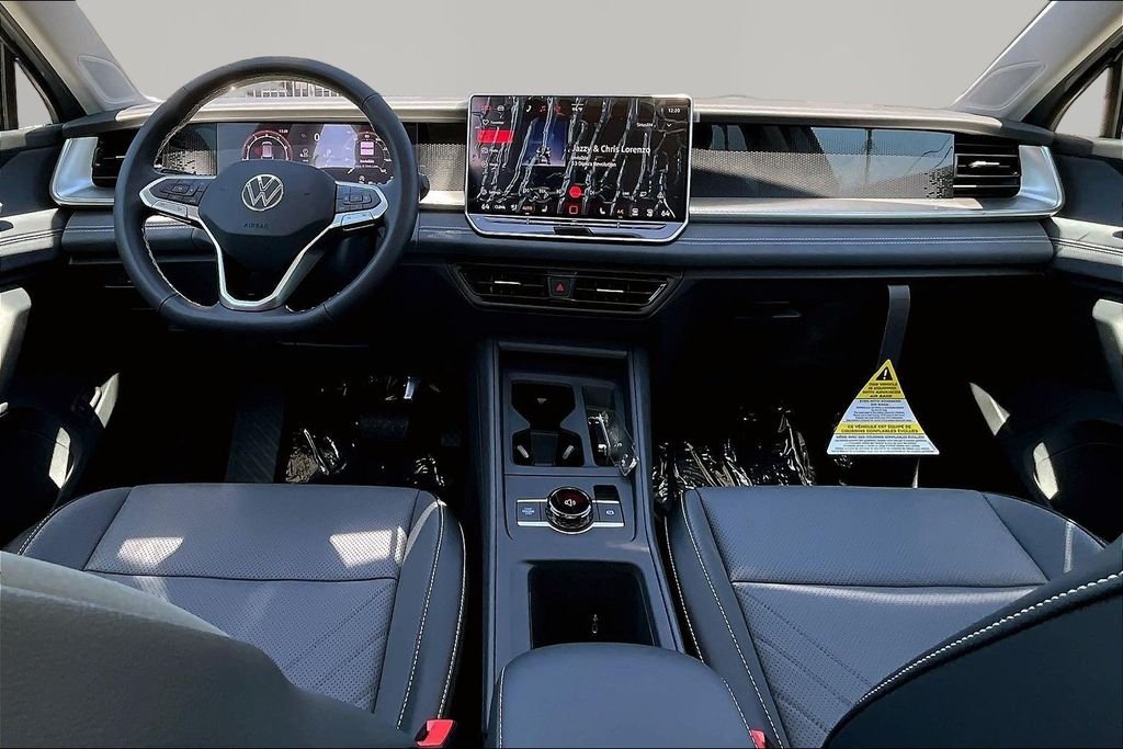 New 2026 Silver Volkswagen 2.0T SE image 7