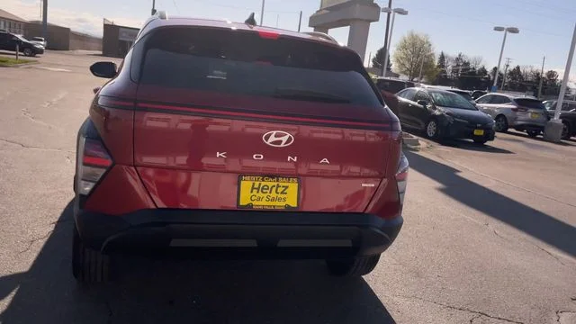 Used 2025 Red Hyundai SEL image 8