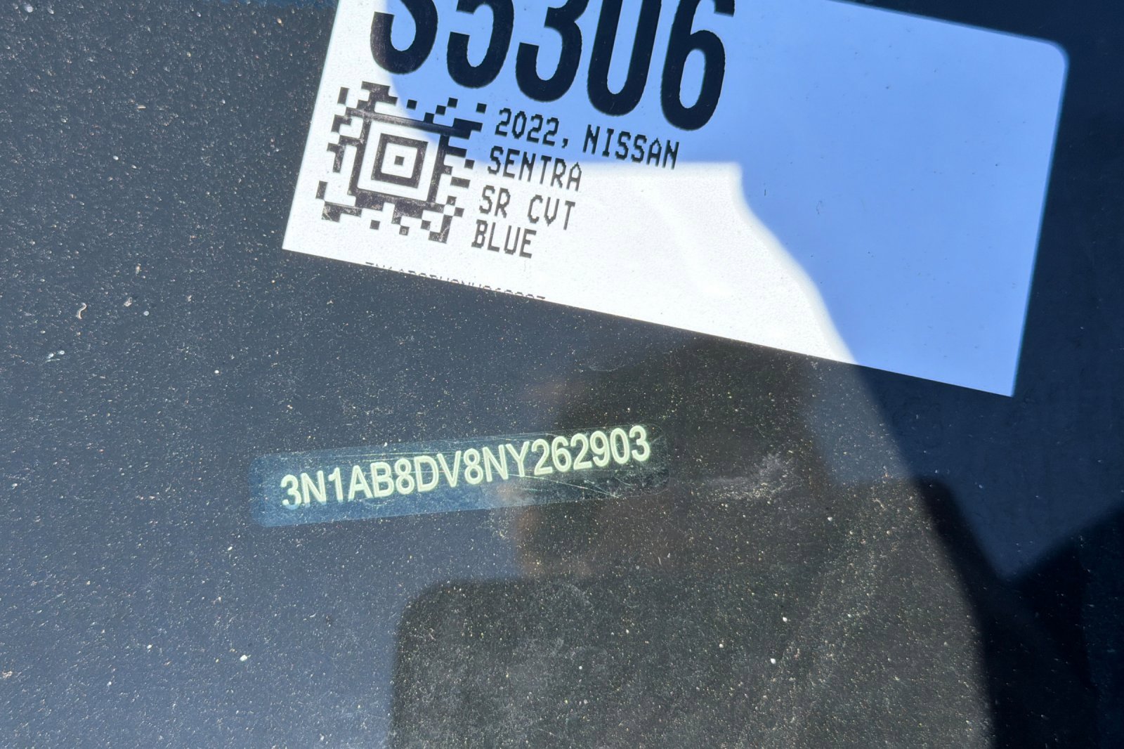 Used 2022 Electric Blue Metallic Nissan SR image 3