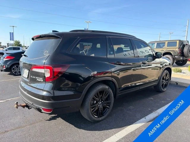 Used 2020 Black Honda Black Edition image 5