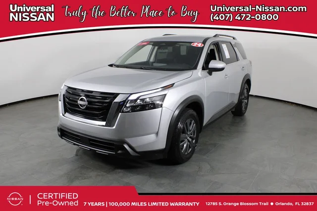 2024 Nissan Pathfinder SV