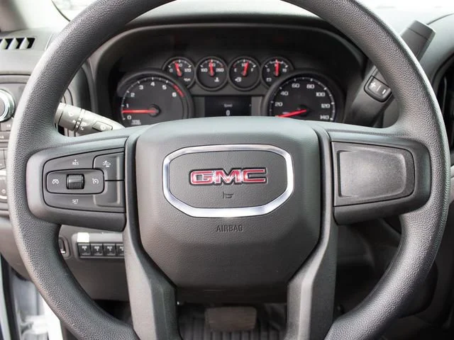 2025 GMC Sierra 2500HD Pro - Photo 9